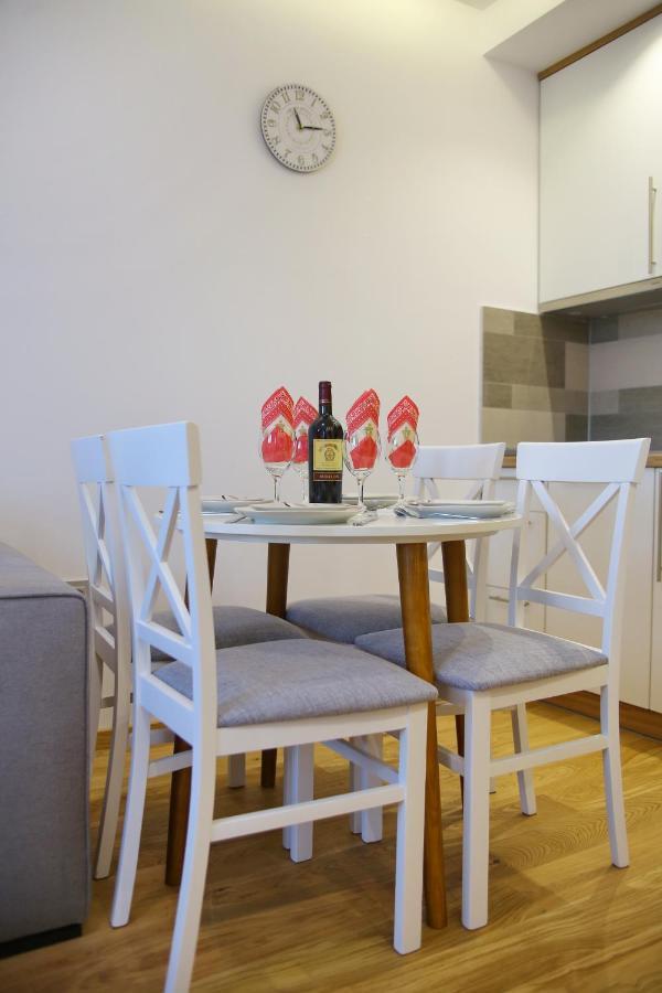 Time Out Lux Apartmani ズラティボール エクステリア 写真